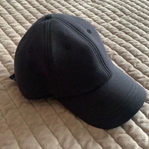 Lululemon cap hat in black